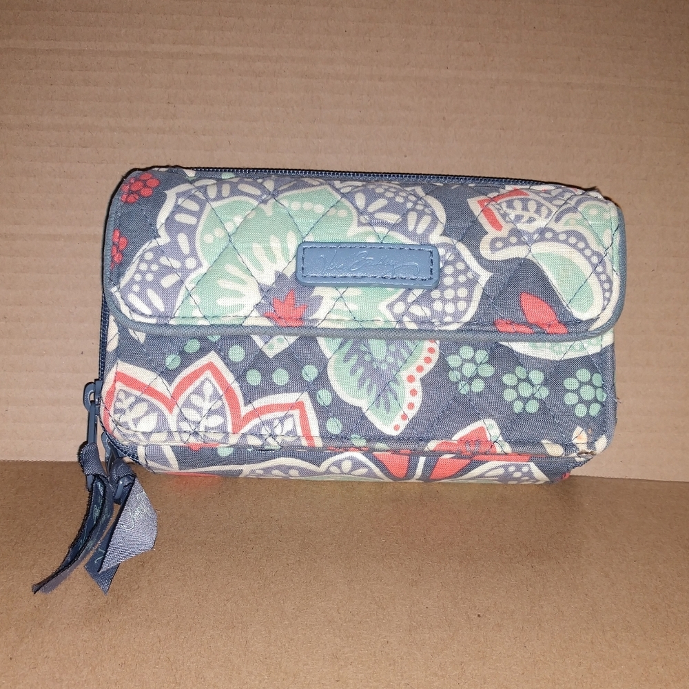 Large Vera Bradley Zip Around Wallet